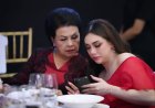 DITUDUH Jadi Simpanan, Celine Evangelista Pamer Foto Bareng Istri Jaksa Agung