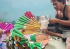 Jelang Malam Tahun Baru 2023, Pengrajin Terompet di Kota Medan Banjir Orderan