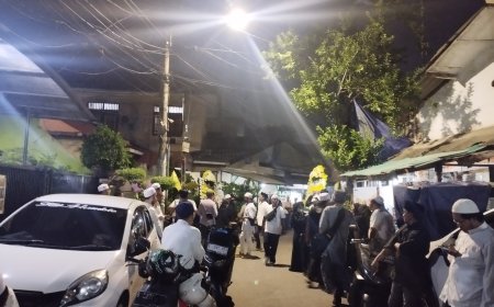 Istri Habib Rizieq Wafat, Rumah Duka Dipadati Pelayat