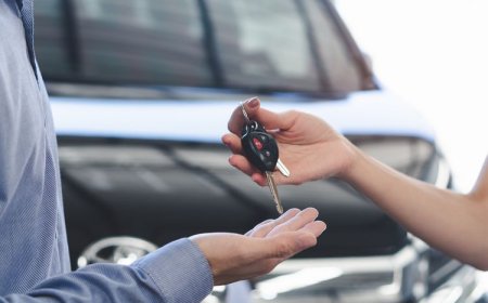 Libur Akhir Tahun, Cek Kisaran Harga Rental Mobil TRAC