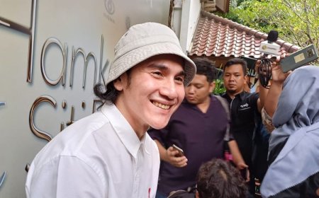 Cerita Vino G Bastian Ajak Guru-guru Anaknya Nonton Film Hamka dan Siti Raham Vol. 2