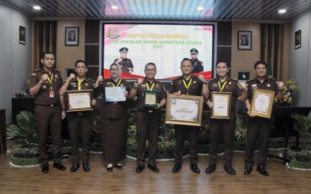 Ditetapkan Sebagai Kejaksaan Terbaik, Kejari Langkat Borong Penghargaan dari Kejati Sumut