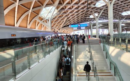 Kereta Cepat Whoosh Jakarta-Bandung Tembus 1 Juta Penumpang