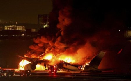 Japan Airlines Tabrakan dengan Pesawat Lain, 5 Orang Tewas Dalam Insiden Ini