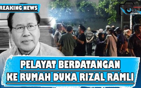 Pelayat Berdatangan ke Rumah Duka Rizal Ramli