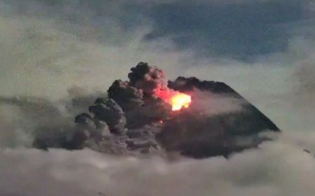 Selasa Sore, Gunung Merapi Kembali Keluarkan Awan Panas Guguran