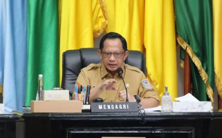 Presiden Jokowi Tunjuk Tito Karnavian Sebagai Plt Menkopolhukam