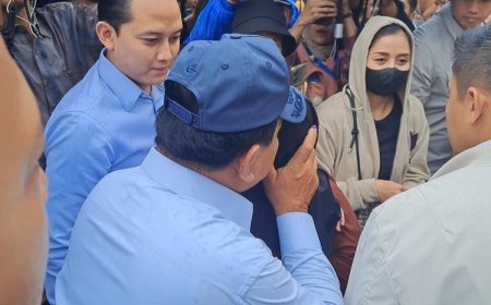 Gaya Prabowo Mencoblos: Hindari Karpet Hijau dan Celupkan 2 Jari ke Tinta