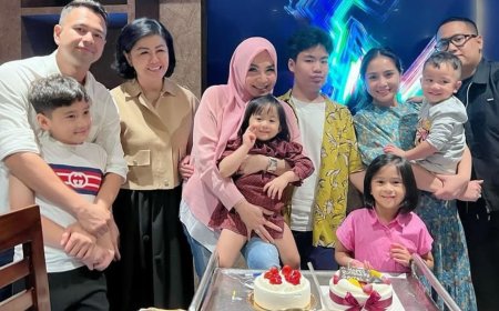 Rieta Amilia Keciduk Rayakan Ultah Adik Tiri Nagita Slavina