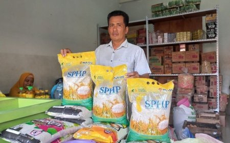 Harga Beras Sentuh Rp 17.000, Penjual : 25 Tahun Saya Jualan, Ini yang Paling Mahal