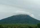 Gunung Lewotolok Level Siaga, 116 Warga Mengungsi ke Rumah Keluarga