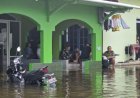 Banjir di Genuksari Kota Semarang Masih Satu Meter, Warga Tetap Enggan Mengungsi