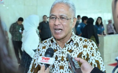 Komisi II DPR Dukung Wacana Cuti Ayah: Membentuk Harmonis Keluarga