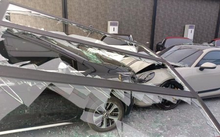Polisi : Kerugian Xpander Tabrak Porsche di "Showroom" PIK 2 Capai Rp 5,7 Miliar