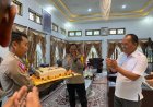 Hari Ulang Tahun Bupati Humbahas, Kapolres Beri Kejutan