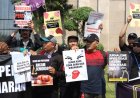 Tolak RUU, Aliansi Jurnalis Demo di Depan DPR