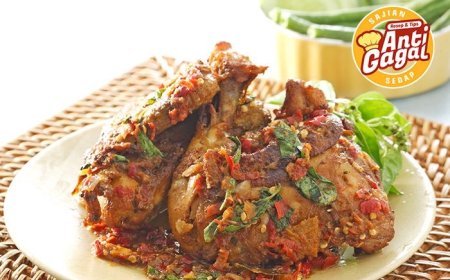 Resep dan Cara Membuat Ayam Goreng Penyet Kemangi, Menu Andalan Piknik Bareng Keluarga
