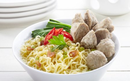 Resep Mudah Bakso Kuah Solo untuk 2 Porsi