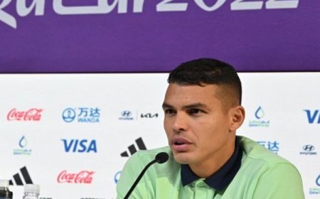Thiago Silva Bagikan Momen Liburan di Bali dengan Sang Istri di Medsos