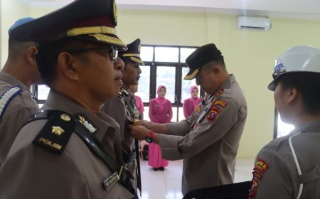 Kapolres Pakpak Bharat Pimpin Sertijab Kabag Ops dan Kabagren