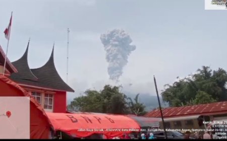 Gunung Marapi Kembali Erupsi, Dentuman Terdengar Hingga Bukittinggi