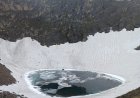 Misteri Danau Penuh Tengkorak Manusia di Himalaya yang tak Terpecahkan