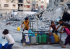 Warga Gaza Terpaksa Minum Air Limbah dan Makan Rumput demi Bertahan Hidup
