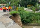 Jalan di Pintu Keluar Kantor Bupati Madina Longsor, Pemkab Butuh Anggaran Perbaikan Capai Rp 1,9 Miliar