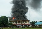 60 Persen Lantai Dua Kantor Camat Medan Area Ludes Terbakar