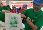 Daging Kurban di Istiqlal Dibagi Pakai Kantong Plastik Berbahan Ubi-Bambu