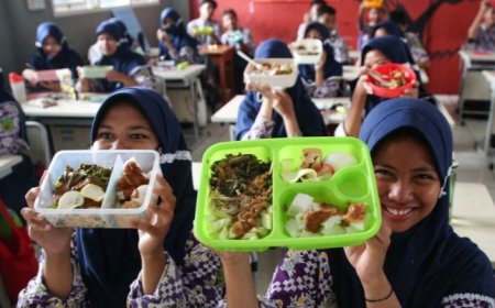 Segini Anggaran Makan Siang Gratis Tuk Anak Sekolah di Indonesia Program Pemerintah Era Prabowo