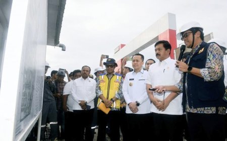 Menko Polhukam Hadi Tjahjanto Tinjau Venue PON Sport Centre