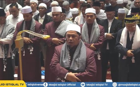 Masjid Istiqlal Gelar Salat Gaib untuk Ismail Haniyeh: Bentuk Dukungan Terhadap Palestina