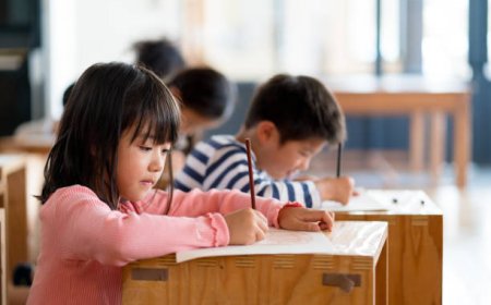 Peran Orangtua Membangun Karakter Anak dan Kesuksesan Dalam Belajar