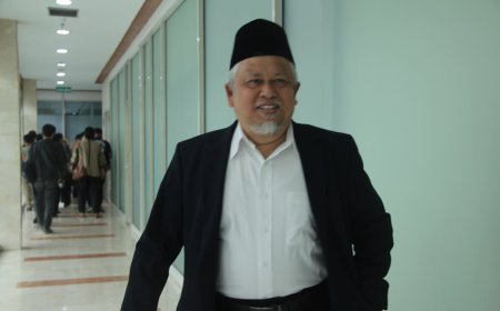 DPR Desak Pemerintah Cabut Aturan Penyediaan Alat Kontrasepsi Bagi Pelajar