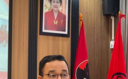 Anies Berkunjung ke Kantor DPD PDIP Jakarta, Salat Berjemaah hingga Bicara Program Wong Cilik