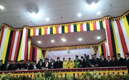 40 Anggota DPRD Madina yang Terpilih Diambil Sumpahnya, Erwin Efendi Lubis Jabat Ketua Sementara