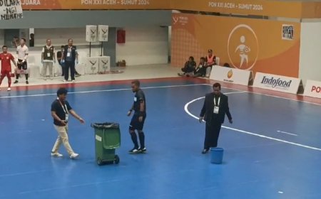 Gawat, Laga Futsal PON XXI Sumut vs DKI Jakarta Dihentikan Sementara Gegara Atap Bocor