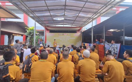 Lapas Cipinang Dorong Pengembangan Kreativitas dan Kemandirian Warga Binaan Lewat Bimtek Wirausaha Baru IKM Batik