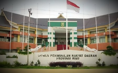 Usut Kasus SPPD Fiktif, Ditreskrimsus Polda Riau Geledah Kantor DPRD Riau