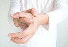 Asam Urat Sebaiknya Konsumsi Vitamin Apa?