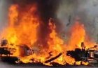 Sepeda Motor Begal Dibakar Warga di Pancur Batu: Pelaku Babak Belur Dihajar Massa