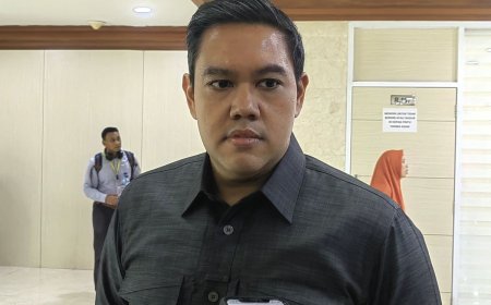 Legislator Puji Rekam Jejak Calon Kepala BIN Herindra