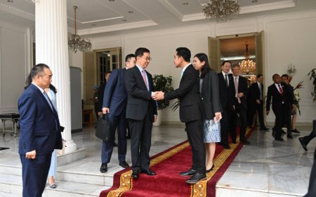 Ini yang Dibahas Gibran saat Terima Kunjungan Wapres China Han Zheng