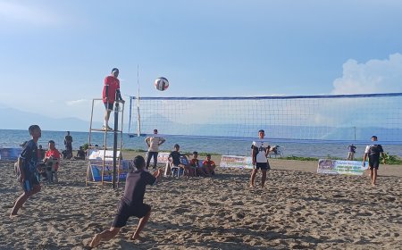 Turnamen Antar Pelajar Bola Voli Pantai Samosir: Melatih Orang Muda Sejak Dini