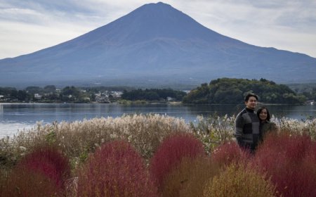 Saking Panasnya, Salju di Gunung Fuji Jepang Lenyap