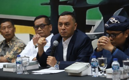 Polemik Rancangan Permenkes Kemasan Seragam, DPR: Harus Objektif Lindungi Tenaga Kerja dan Petani Tembakau