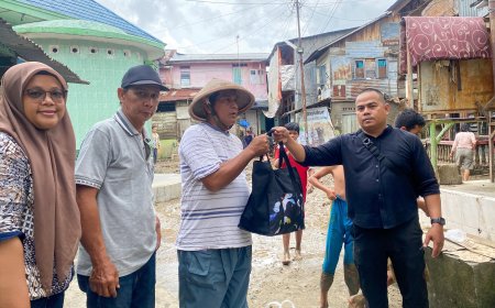 Forwakes Sumut Salurkan Sedekah Jumat ke Korban Banjir Kampung Aur