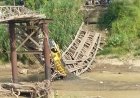 Jembatan Ambruk, Satu Truk Jatuh ke Sungai