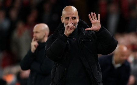 Diejek Fans Liverpool, Pep Guardiola Balas Salam 6 Jari